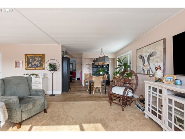 1199 N TERRY St 287, Eugene, OR 97402