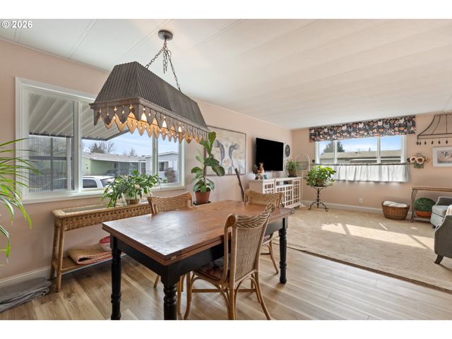 1199 N TERRY St 287, Eugene, OR 97402