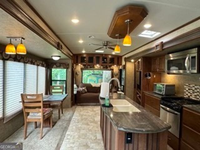 283 Leisure Acres Drive, Cleveland, GA 30528