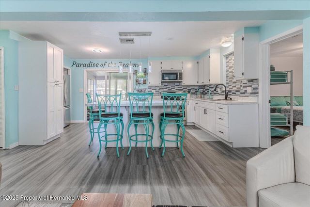 5261 Circle Drive, Weeki Wachee, FL 34607