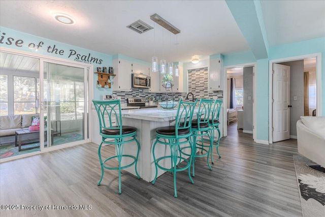 5261 Circle Drive, Weeki Wachee, FL 34607