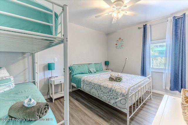 5261 Circle Drive, Weeki Wachee, FL 34607