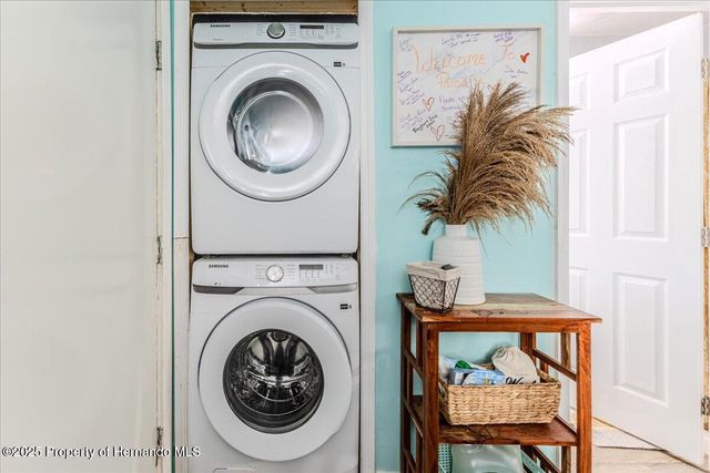 5261 Circle Drive, Weeki Wachee, FL 34607