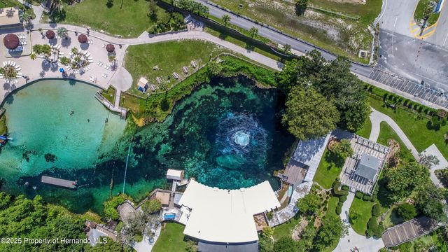 5261 Circle Drive, Weeki Wachee, FL 34607