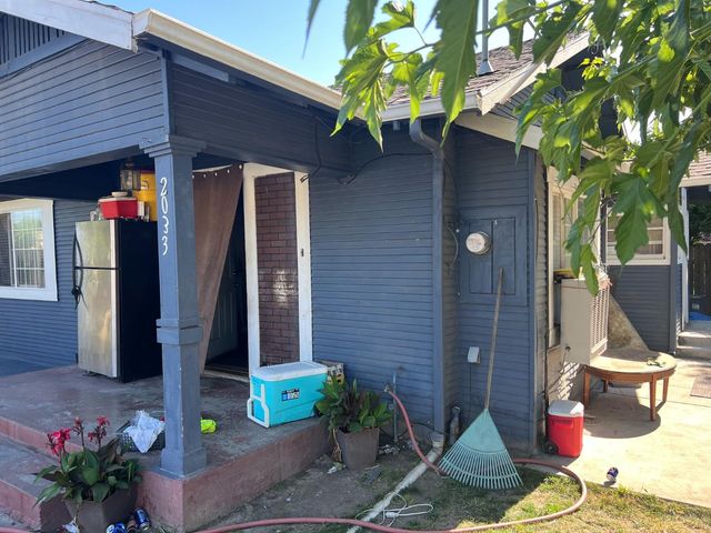 2033 S Madison St, Stockton, CA 95206