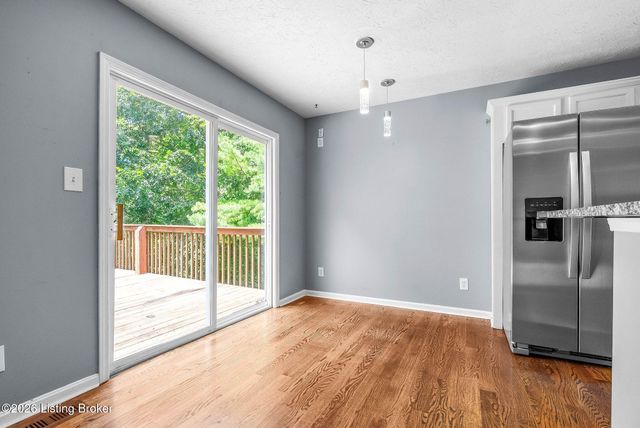 6226 Camden Cir, Crestwood, KY 40014