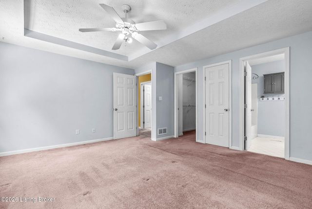 6226 Camden Cir, Crestwood, KY 40014