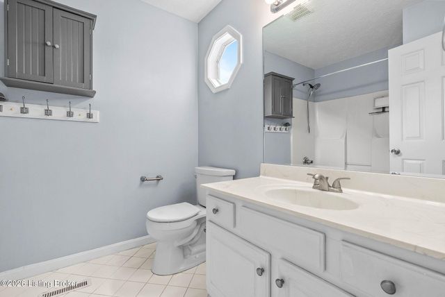 6226 Camden Cir, Crestwood, KY 40014