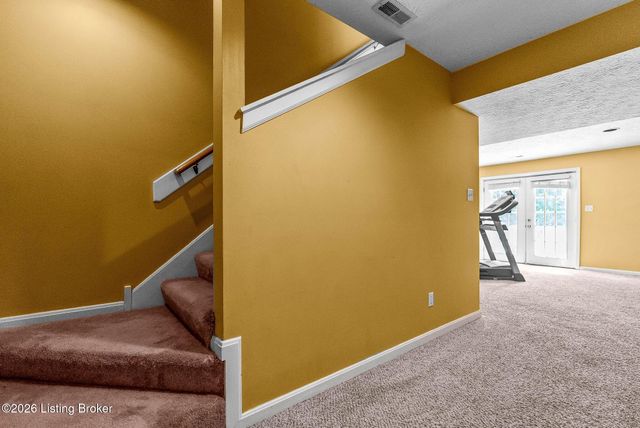 6226 Camden Cir, Crestwood, KY 40014