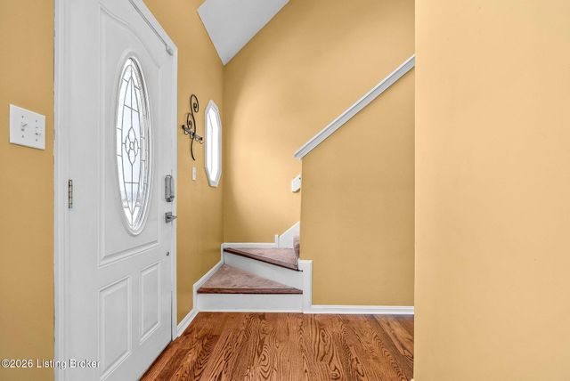 6226 Camden Cir, Crestwood, KY 40014