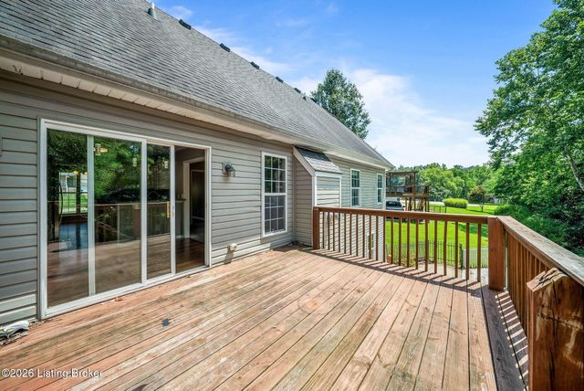 6226 Camden Cir, Crestwood, KY 40014