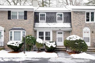 174 Fieldstone Drive, Londonderry, NH 03053