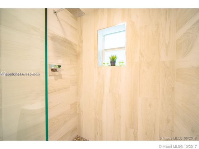 929 Michigan Ave 1, Miami Beach, FL 33139