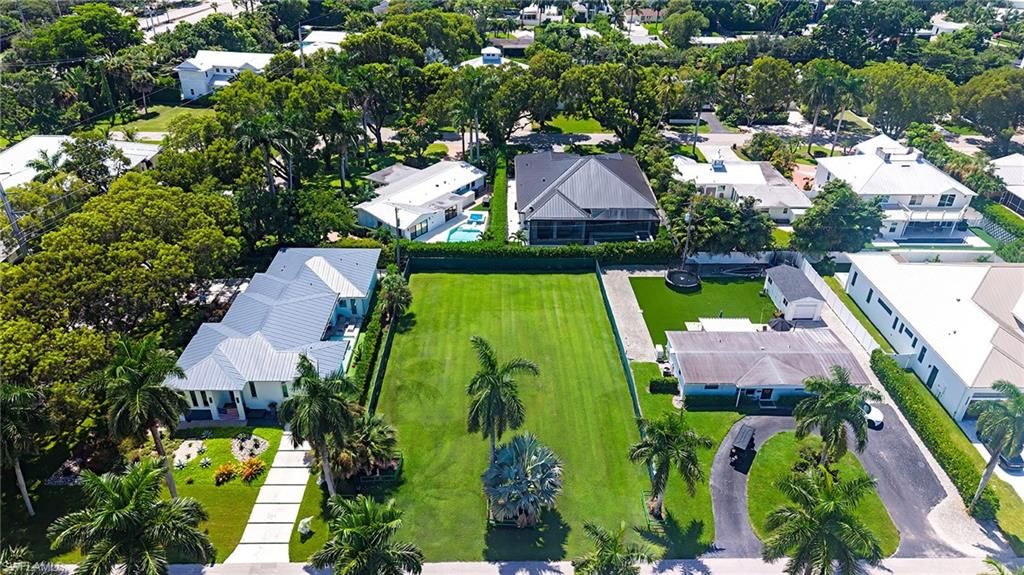 1268 13th AVE N, NAPLES, FL 34102 — exterior