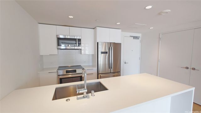 1001 Queen Street 1909, Honolulu, HI 96814