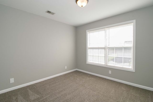 3836 Man O War Blvd, Clarksville, TN 37042