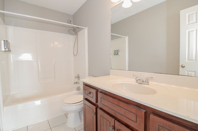 3836 Man O War Blvd, Clarksville, TN 37042