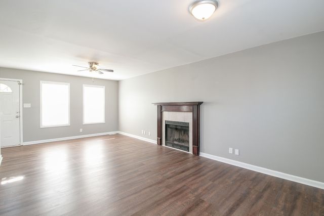 3836 Man O War Blvd, Clarksville, TN 37042