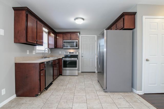 3836 Man O War Blvd, Clarksville, TN 37042