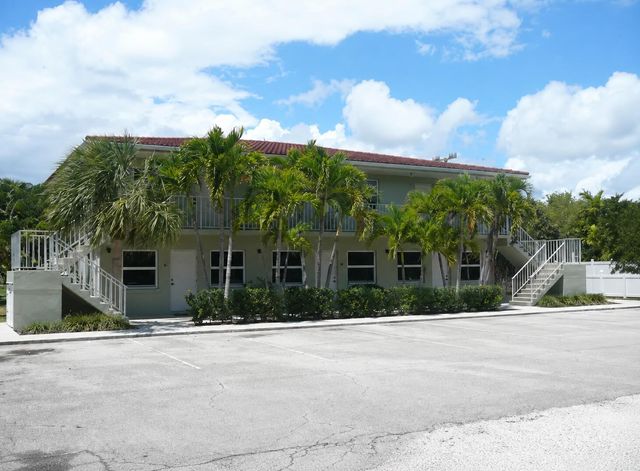 2319 Tamarind Drive, Fort Pierce, FL 34949