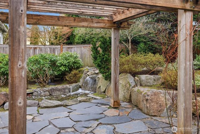 11229 NE 116th Place, Kirkland, WA 98034