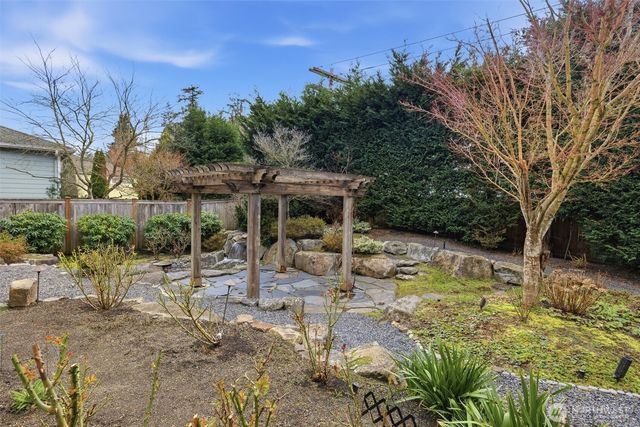 11229 NE 116th Place, Kirkland, WA 98034