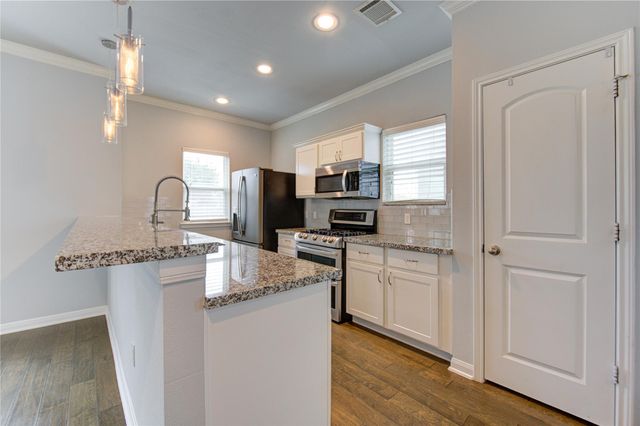 1115 Bunton Street, Houston, TX 77009