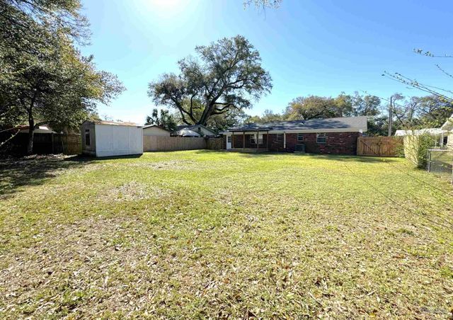 1820 Nestle Dr, Pensacola, FL 32534