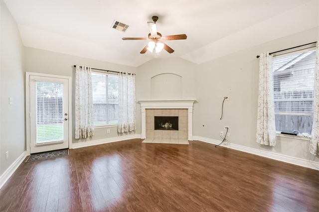 1065 Brigid Court, Dickinson, TX 77539