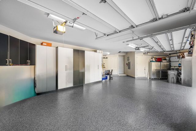 1811 Breakers West Court, West Palm Beach, FL 33411