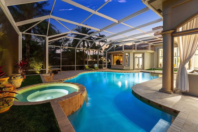 1811 Breakers West Court, West Palm Beach, FL 33411