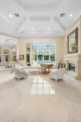 1811 Breakers West Court, West Palm Beach, FL 33411
