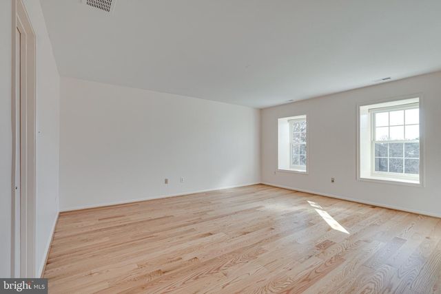 1423 MCLEAN MEWS CT, Mclean, VA 22101