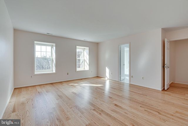 1423 MCLEAN MEWS CT, Mclean, VA 22101