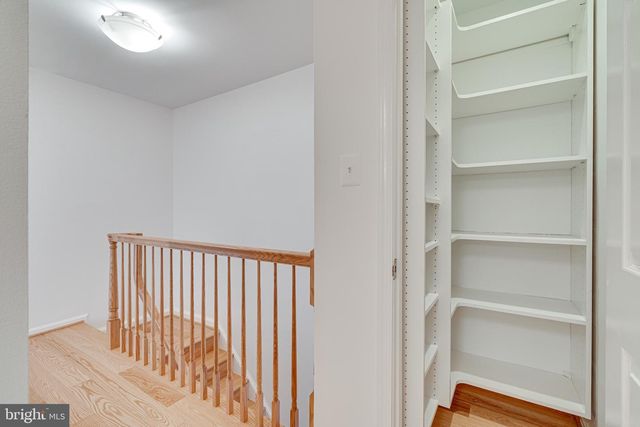 1423 MCLEAN MEWS CT, Mclean, VA 22101