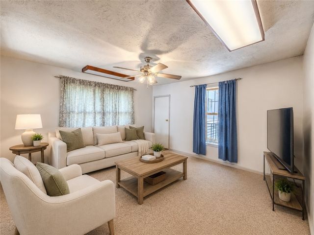 1407 Kirk St, Dunbar Twp, PA 15425