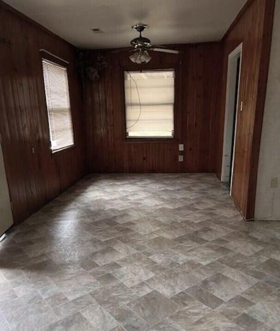 95 Mcdonald Drive, Barnwell, SC 29812