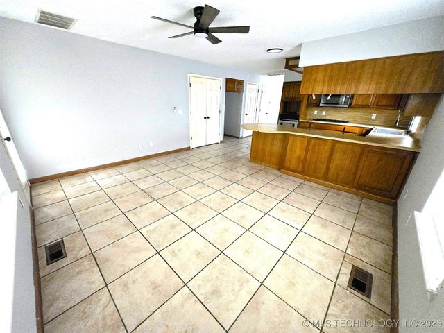 12404 E 35th Street, Tulsa, OK 74146