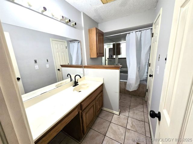 12404 E 35th Street, Tulsa, OK 74146