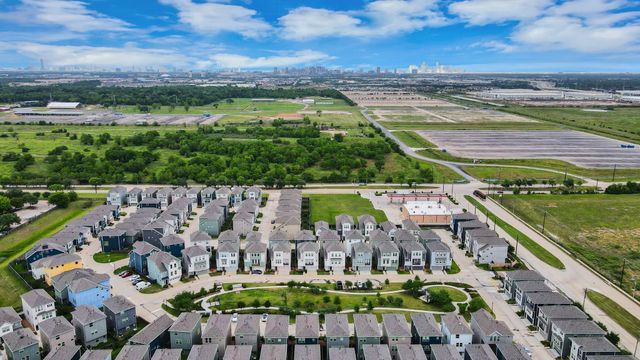 2014 Windsor Meadow Trace, Houston, TX 77051