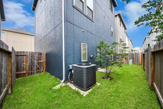 2014 Windsor Meadow Trace, Houston, TX 77051