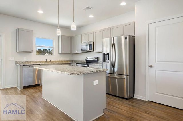 55 Enclave Way NE, Ludowici, GA 31316