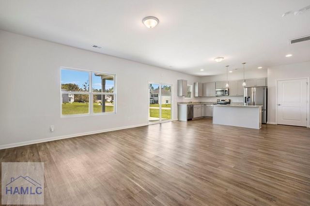 55 Enclave Way NE, Ludowici, GA 31316