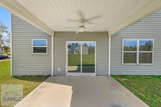 55 Enclave Way NE, Ludowici, GA 31316
