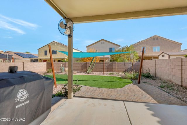 6733 S Stone Fly Drive, Tucson, AZ 85757