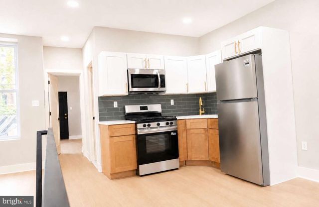 6037 DELANCEY ST, Philadelphia, PA 19143