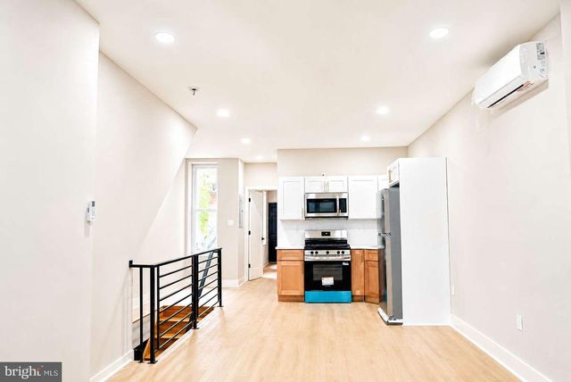 6037 DELANCEY ST, Philadelphia, PA 19143