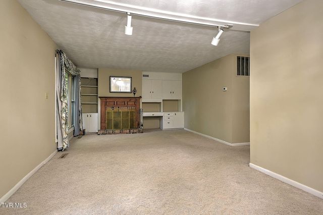 3815 Hemlock Park Lane, Kingsport, TN 37663