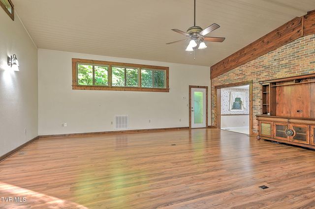 3815 Hemlock Park Lane, Kingsport, TN 37663