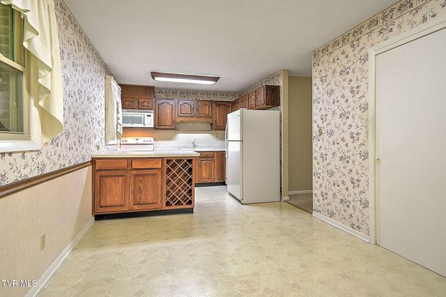 3815 Hemlock Park Lane, Kingsport, TN 37663